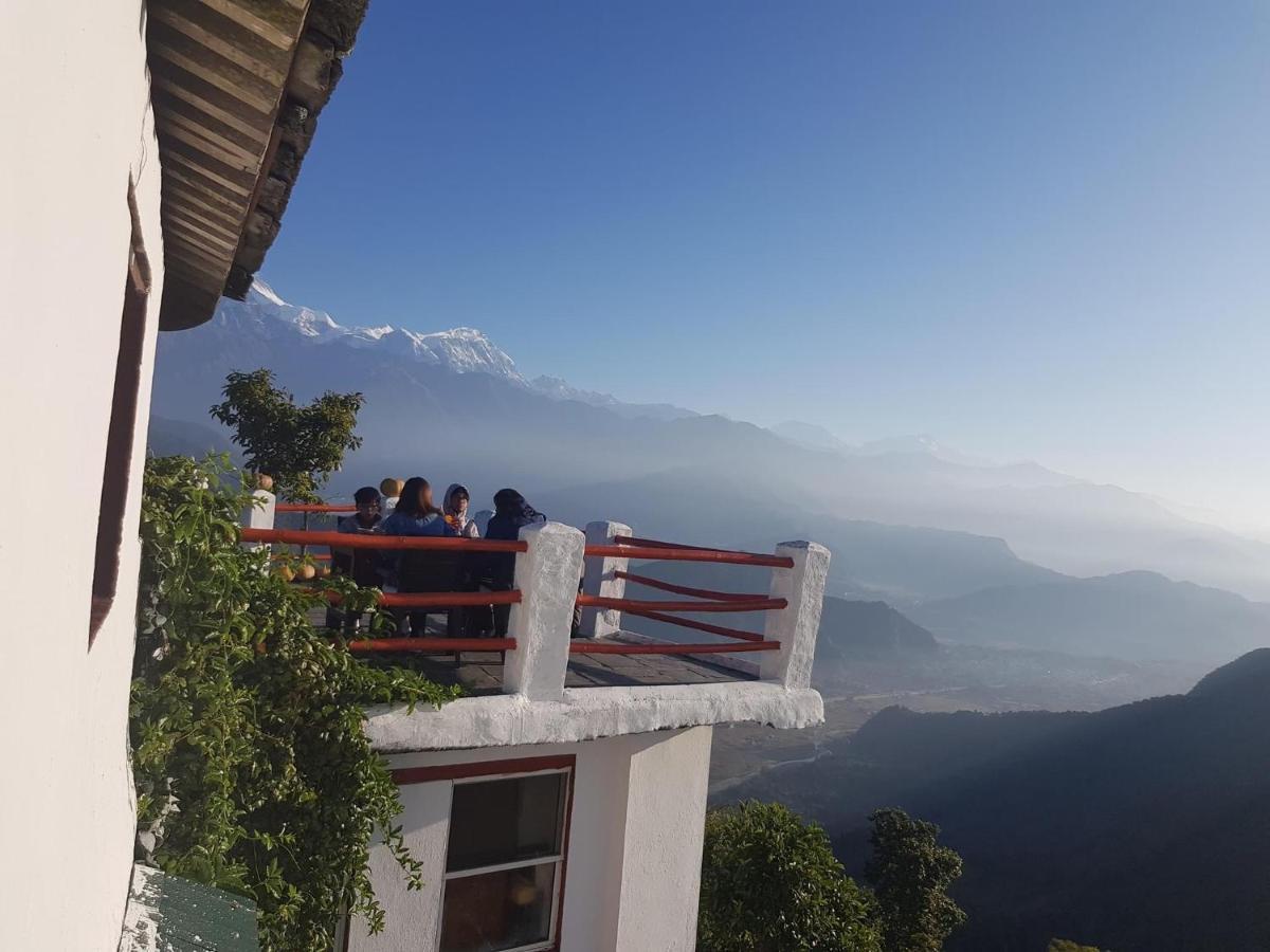 Es Deurali Resort Pokhara Exterior foto